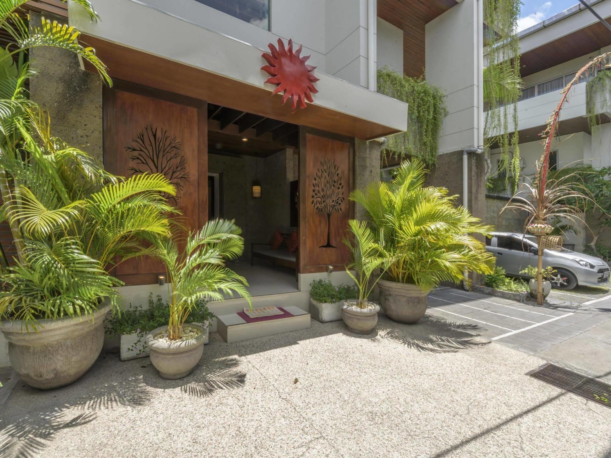 Swiss-Belcourt Sunset Aparthotel Seminyak  Luaran gambar