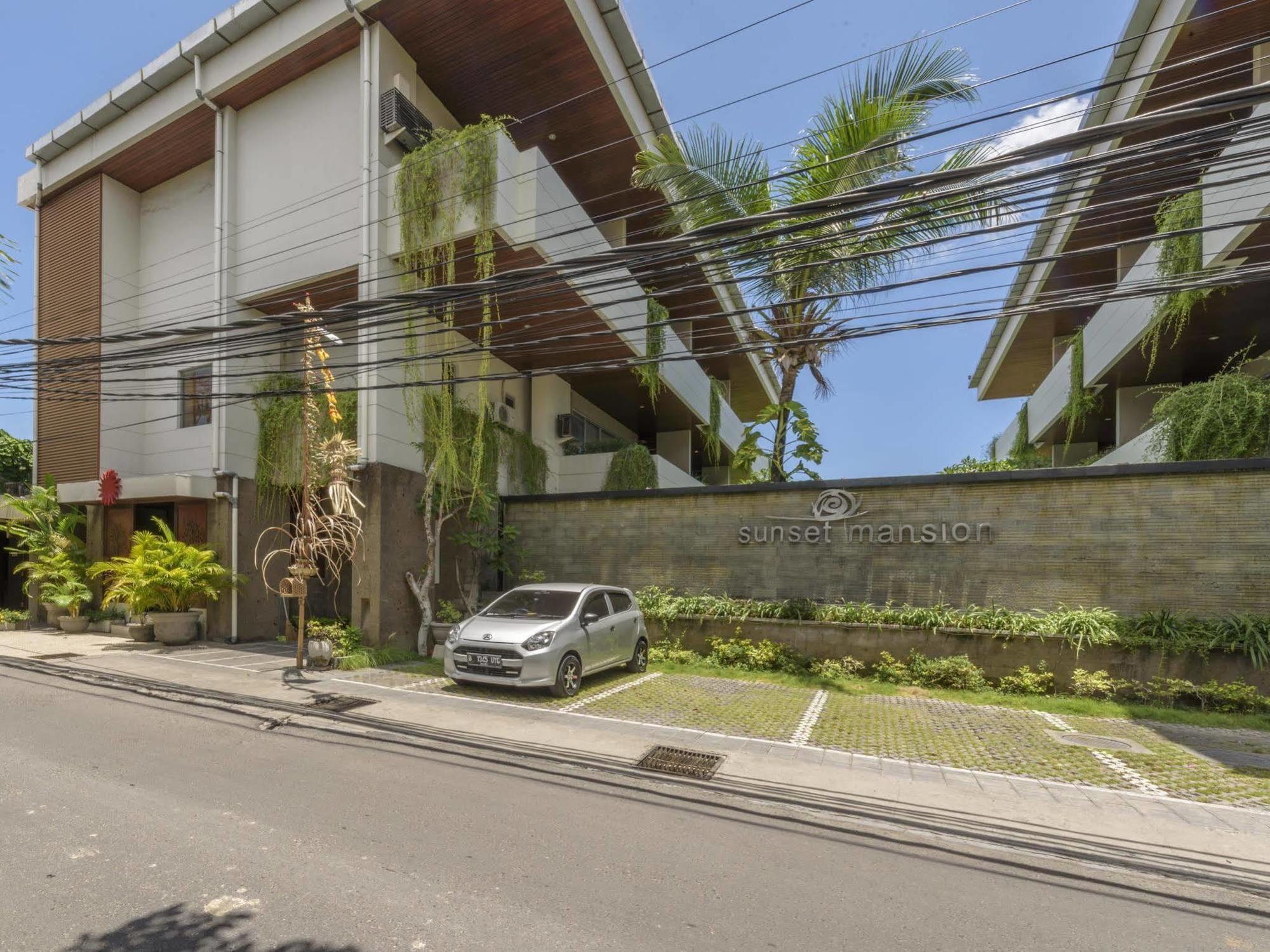 Swiss-Belcourt Sunset Aparthotel Seminyak  Luaran gambar